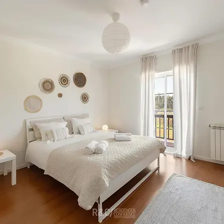 Villa Serene - Perfect Family Retreat Near Nazaré Famalicão