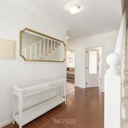 Serene - Perfect Family Retreat Near Nazare Famalicão