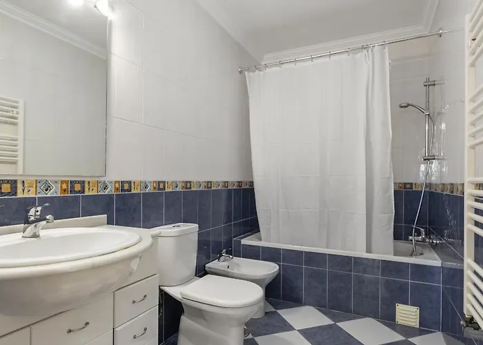 Serene - Perfect Family Retreat Near Nazaré Villa *