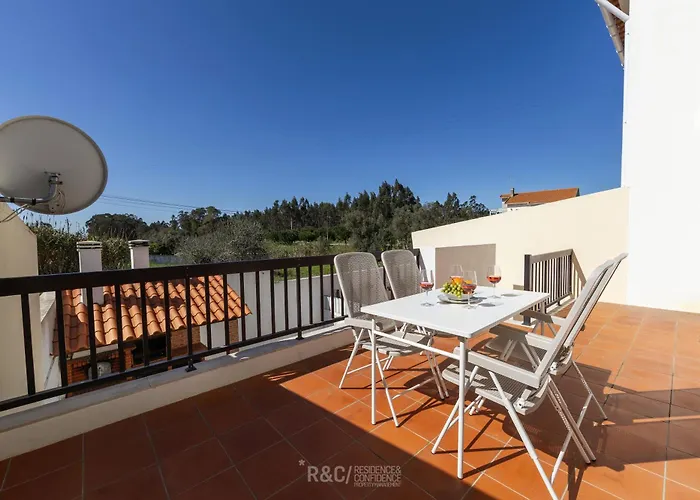 Villa Serene - Perfect Family Retreat Near Nazaré Famalicão